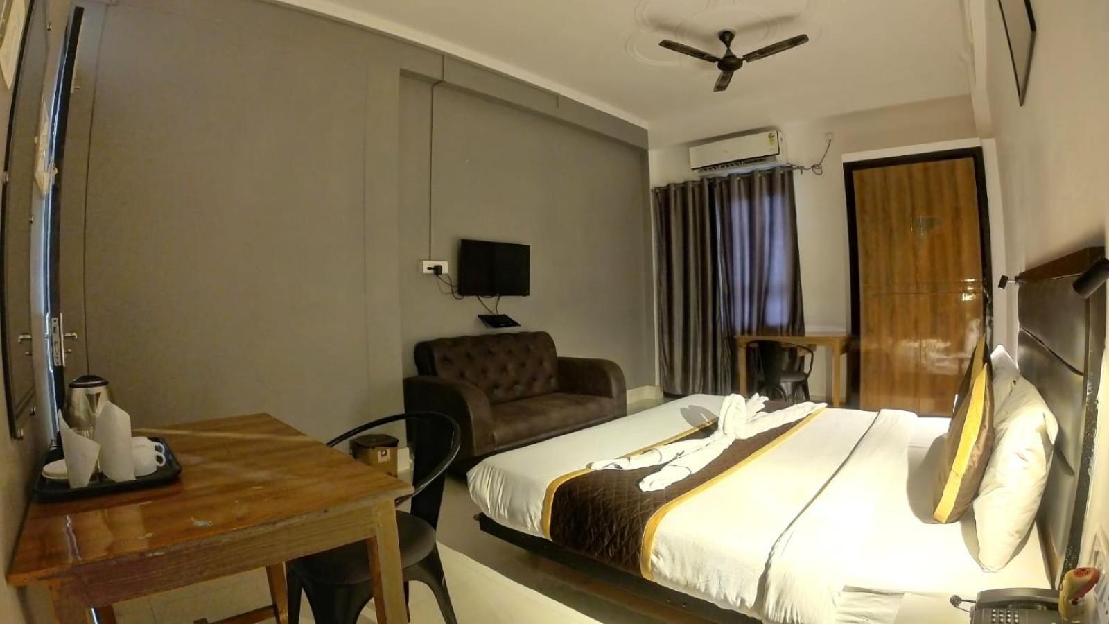 Holidayy Inn อัลลอฮาบาด ภายนอก รูปภาพ